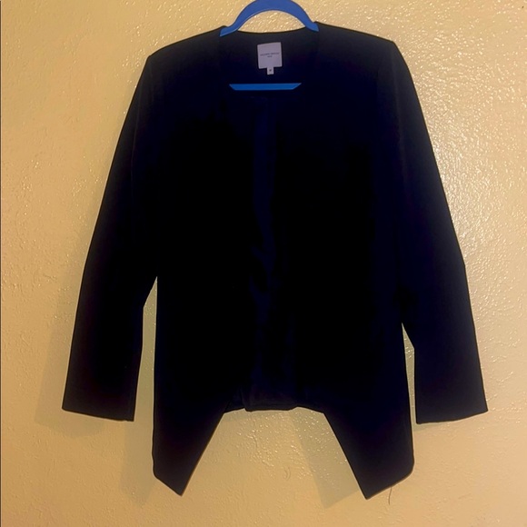Sophisticated Black Asymmetrical Blazer - Picture 1 of 14